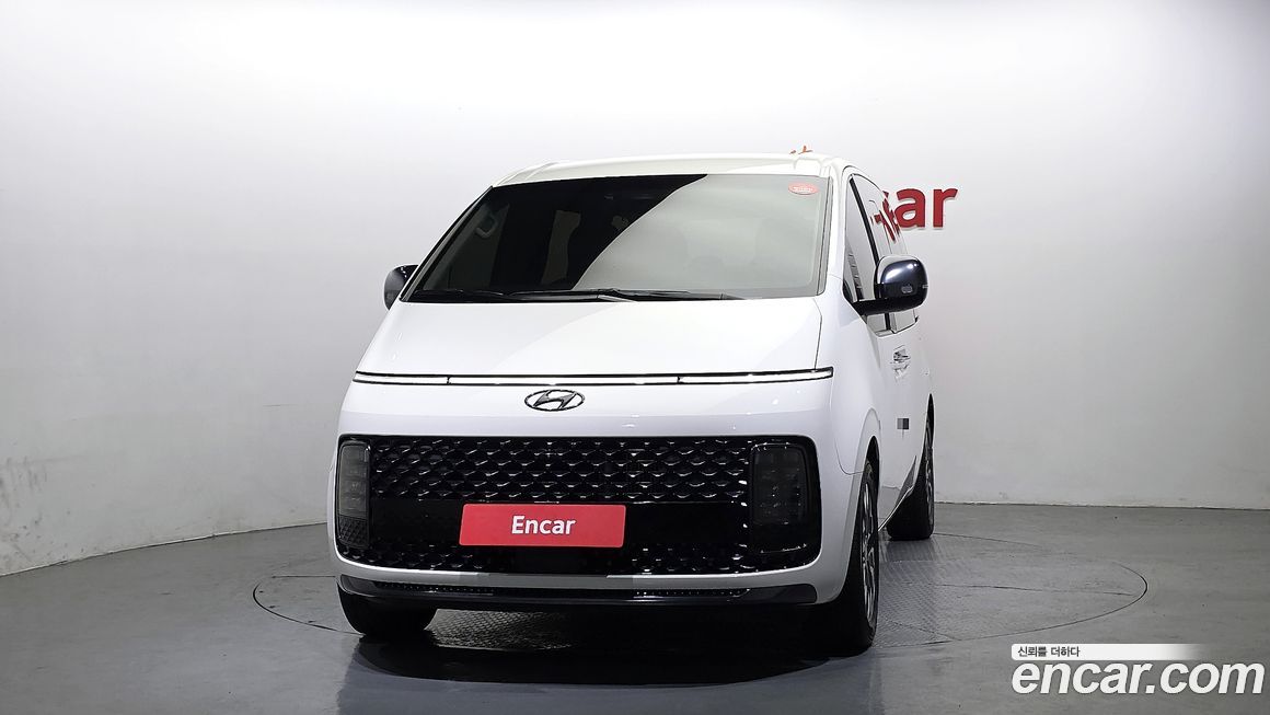 Hyundai Staria 2023