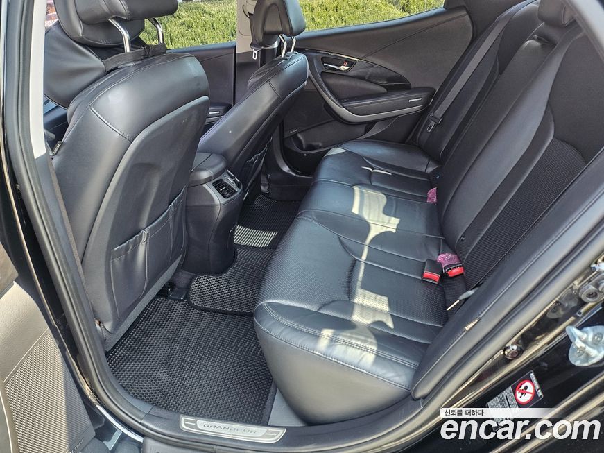 Hyundai Grandeur 2016