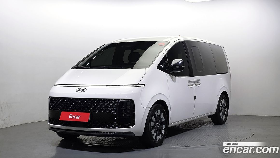 Hyundai Staria 2023
