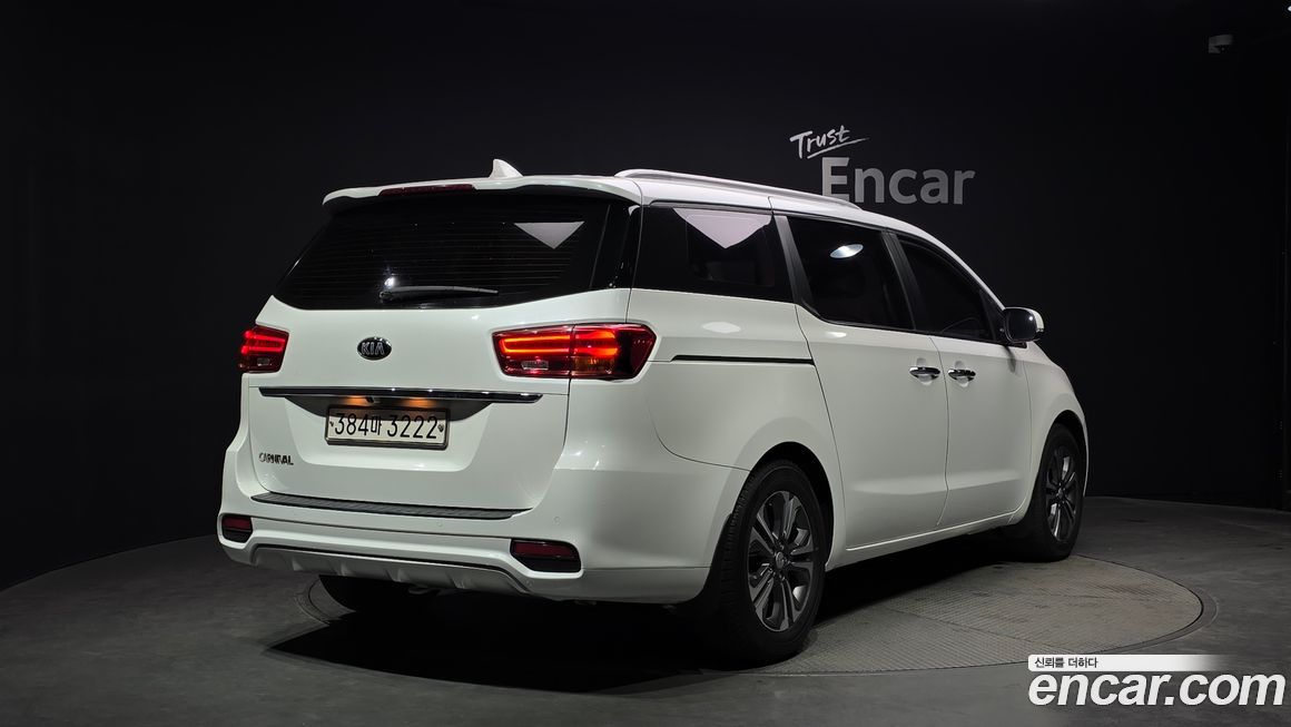 Kia Canival 2019
