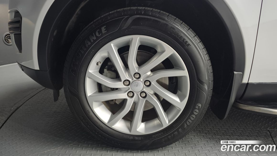 Land Rover Discovery Sport 2019