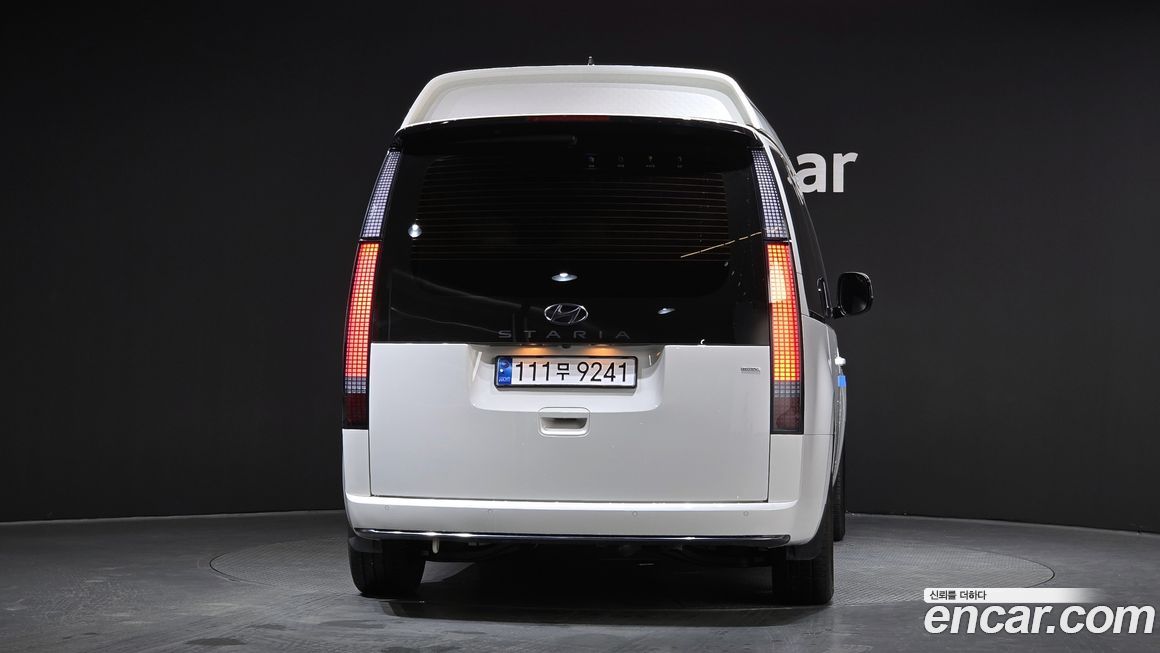 Hyundai Staria 2024