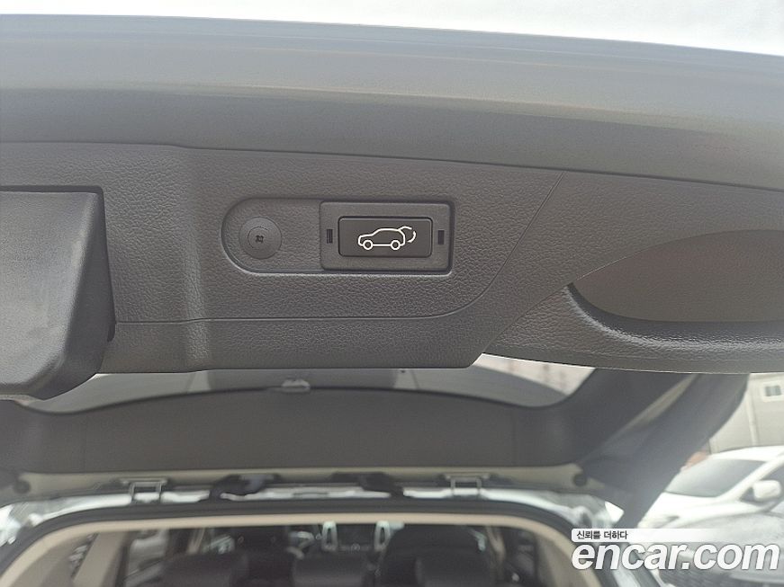 KG_Mobility_Ssangyong Rexton 2018