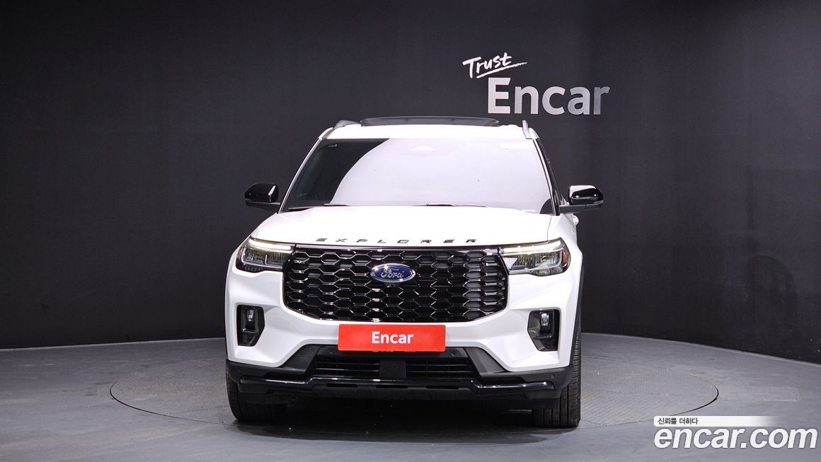 Ford Explorer 2025