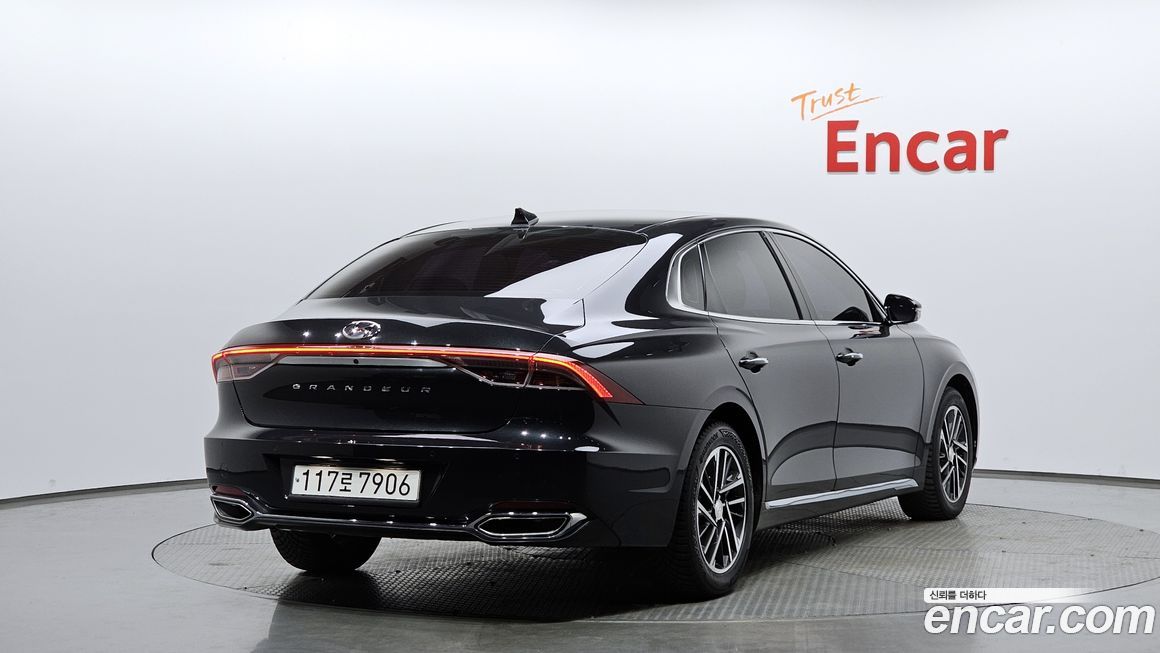 Hyundai Grandeur 2021
