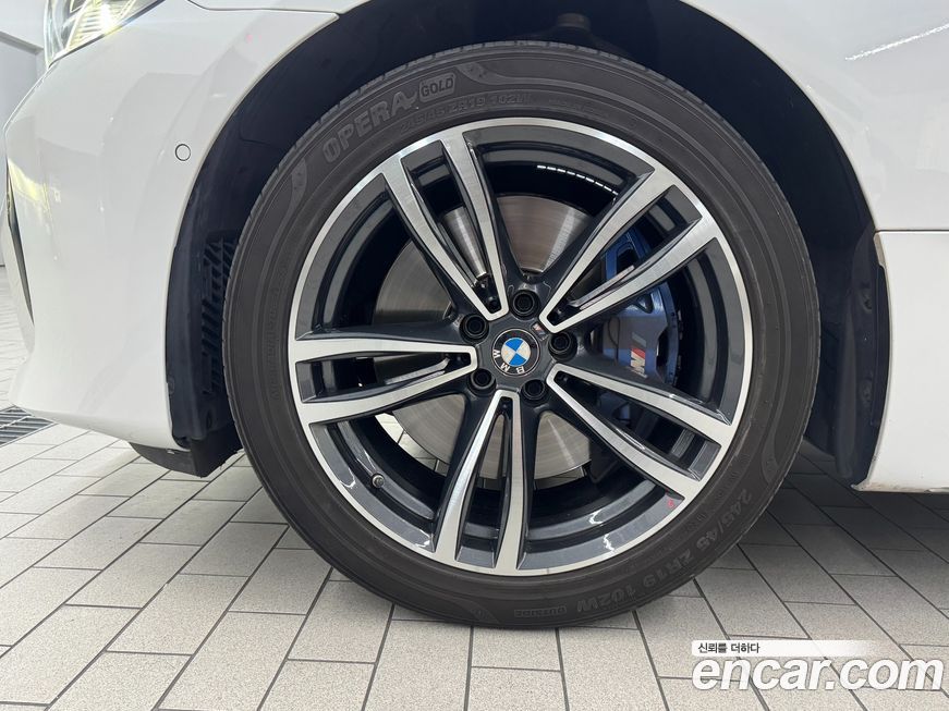 BMW Gran Turismo 2021