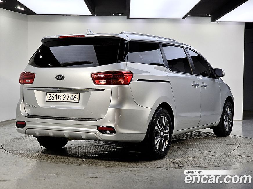 Kia Canival 2019