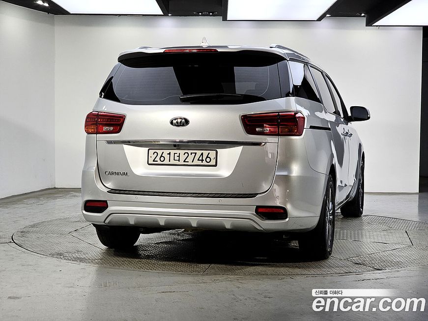 Kia Canival 2019