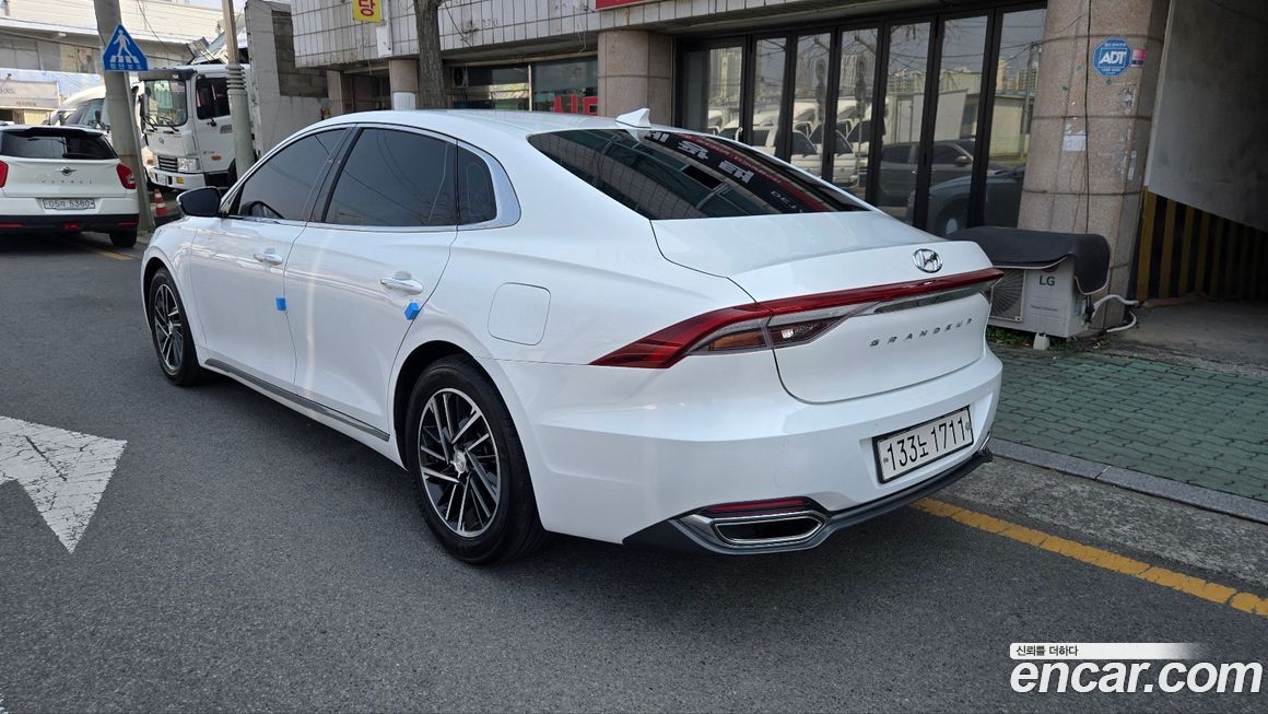 Hyundai Grandeur 2020