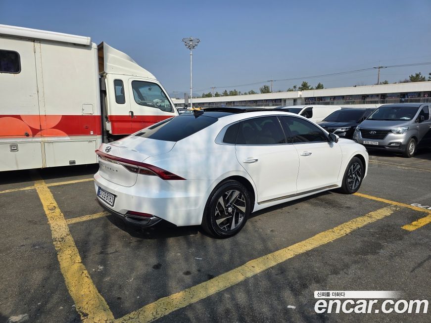 Hyundai Grandeur 2022