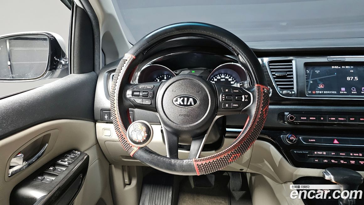 Kia Canival 2019