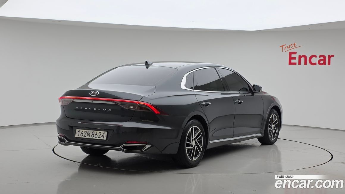 Hyundai Grandeur 2020