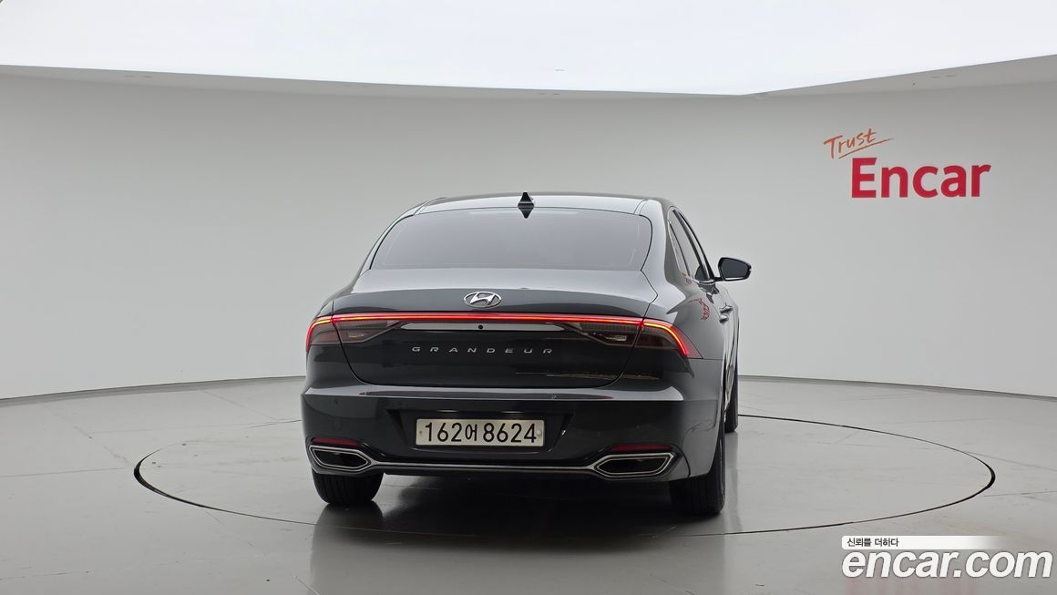 Hyundai Grandeur 2020