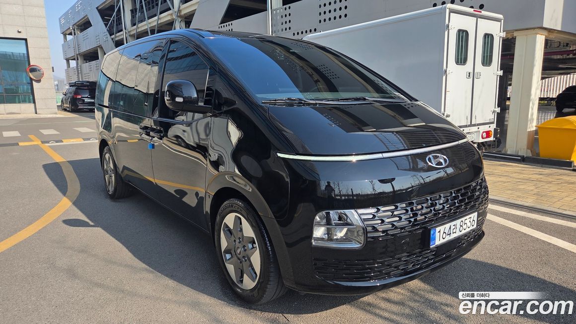Hyundai Staria 2024