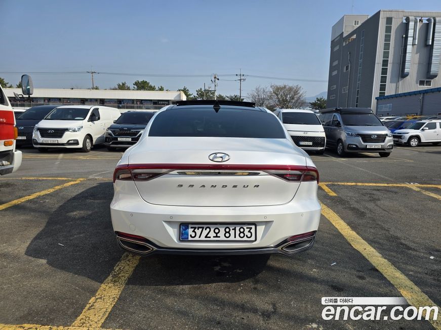 Hyundai Grandeur 2022