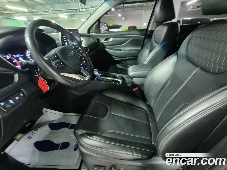 Hyundai Santafe 2020