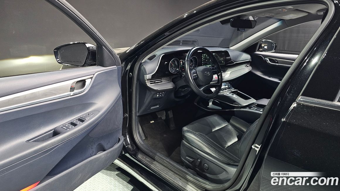 Hyundai Grandeur 2020