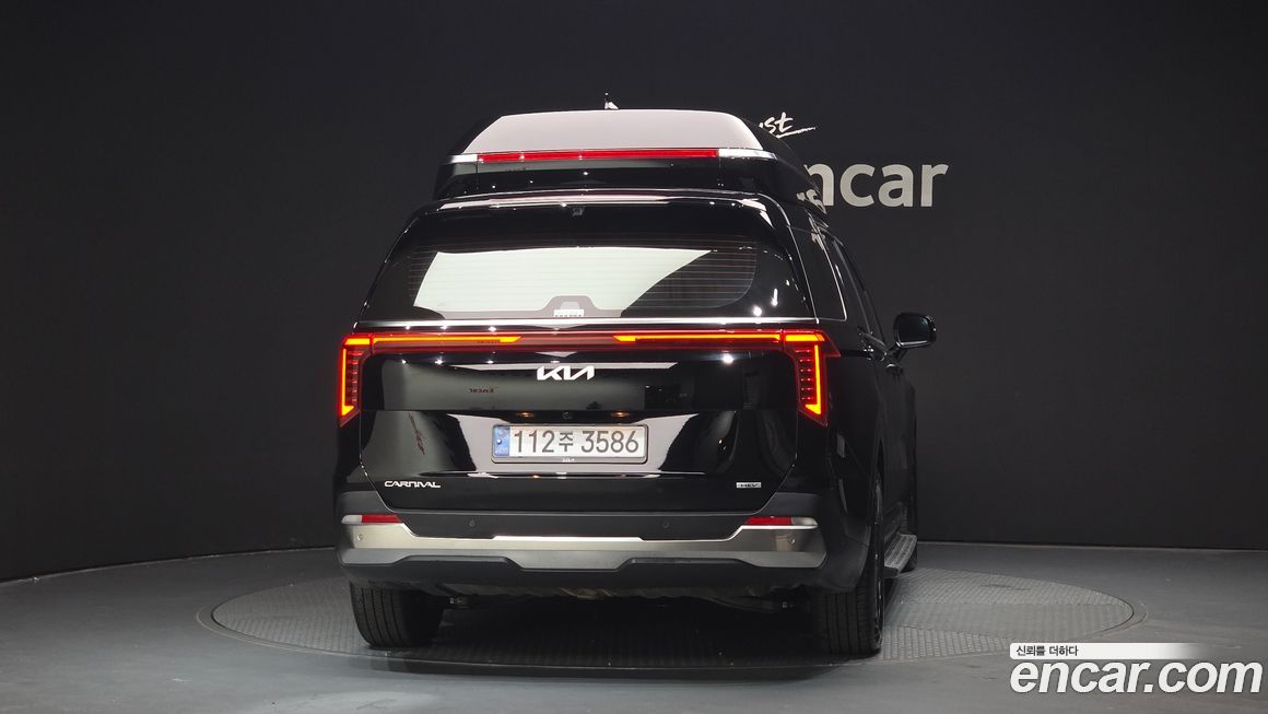 Kia Canival 2025