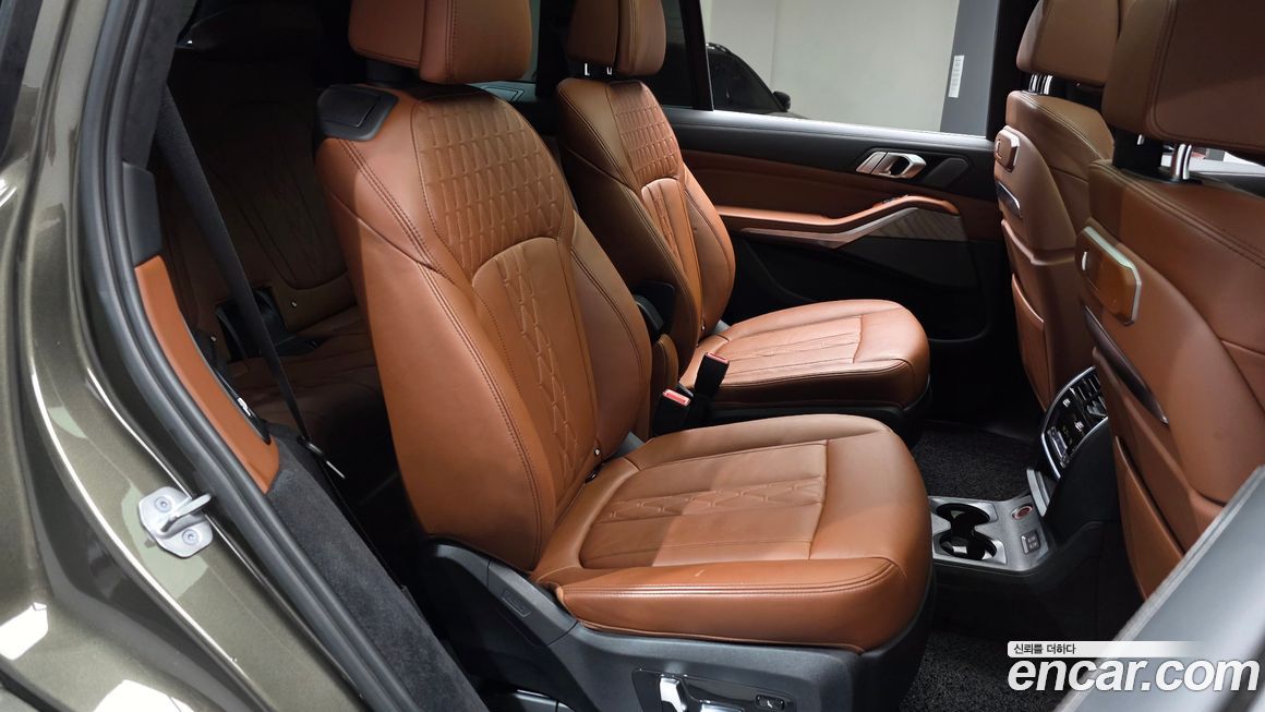 BMW X7 2023