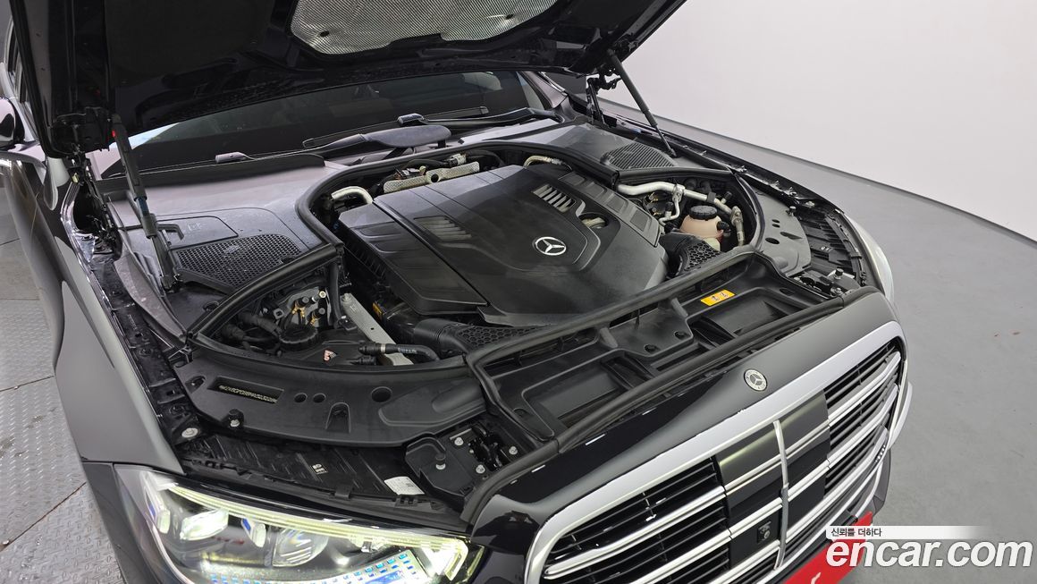 Mercedes-Benz S-Class 2021