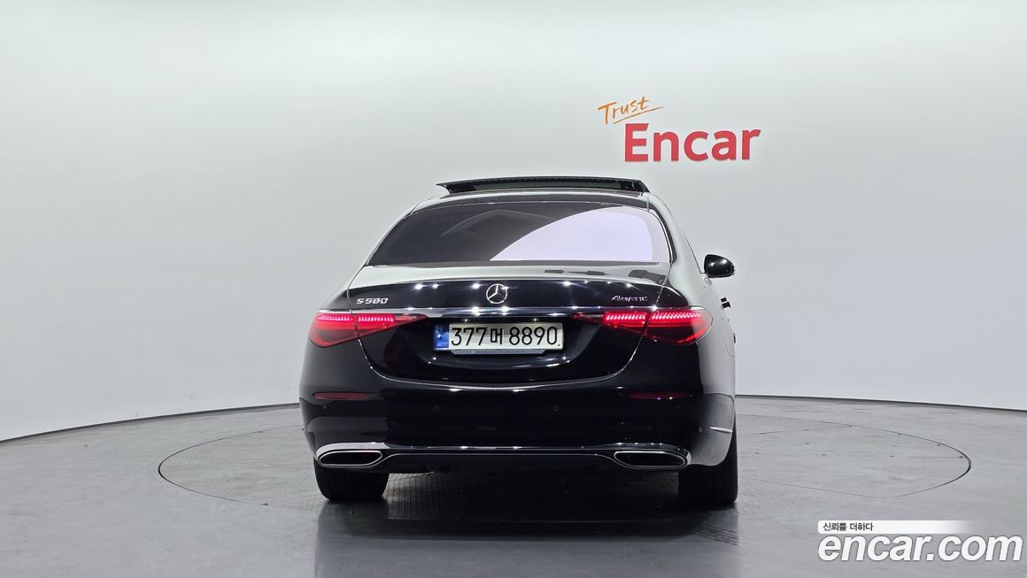 Mercedes-Benz S-Class 2021