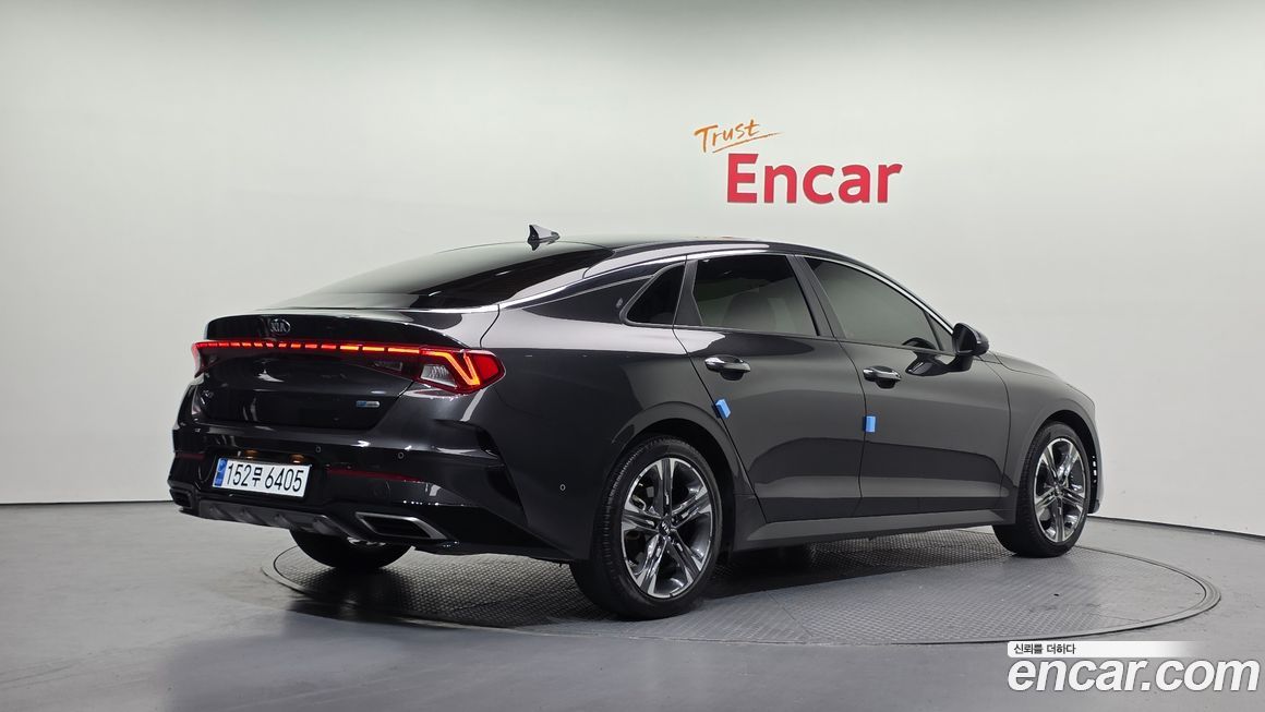 Kia K5 2021