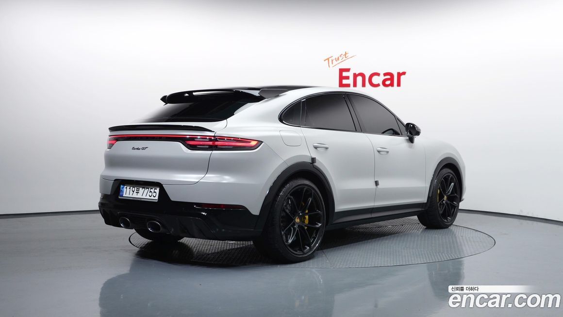 Porsche Cayenne 2023