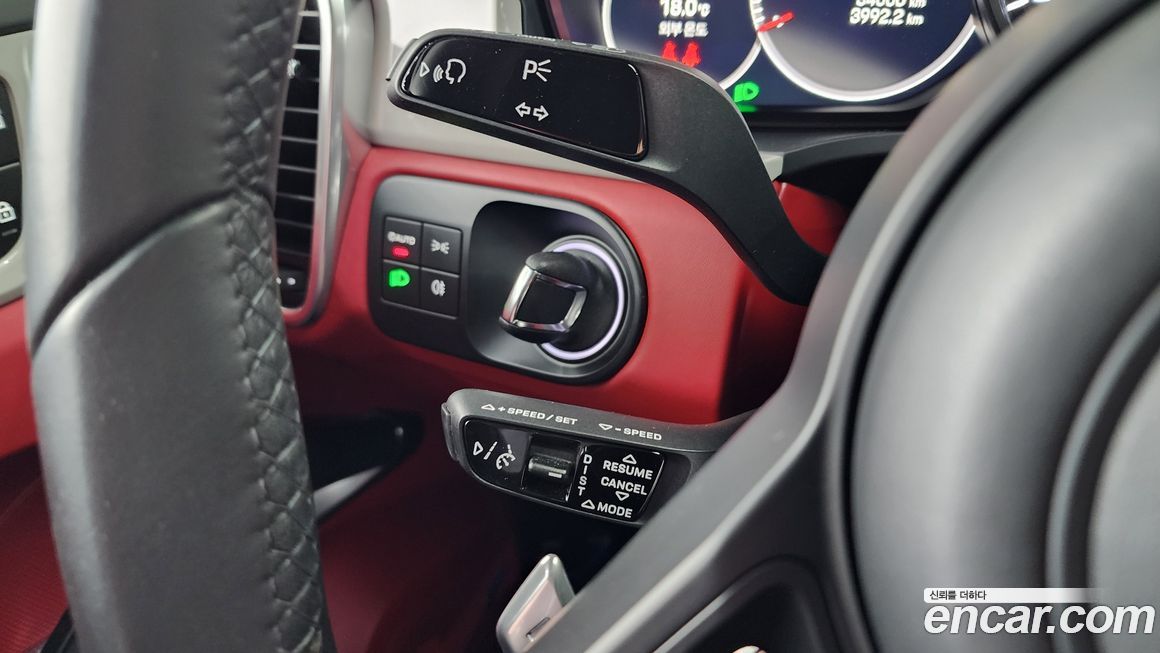 Porsche Cayenne 2023