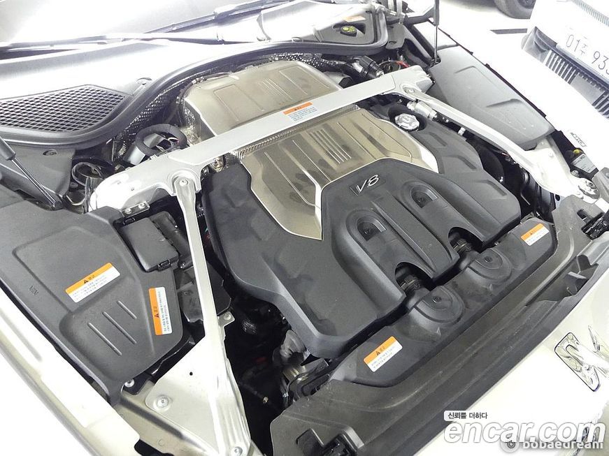 Bentley Flying Spur 2024