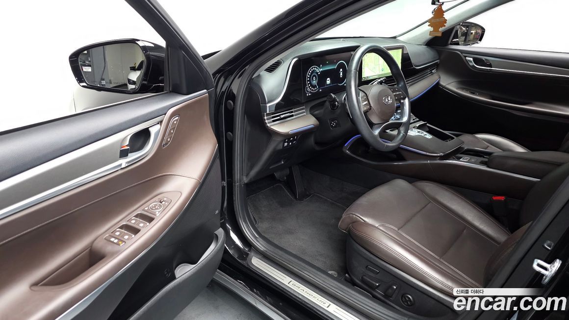 Hyundai Grandeur 2021