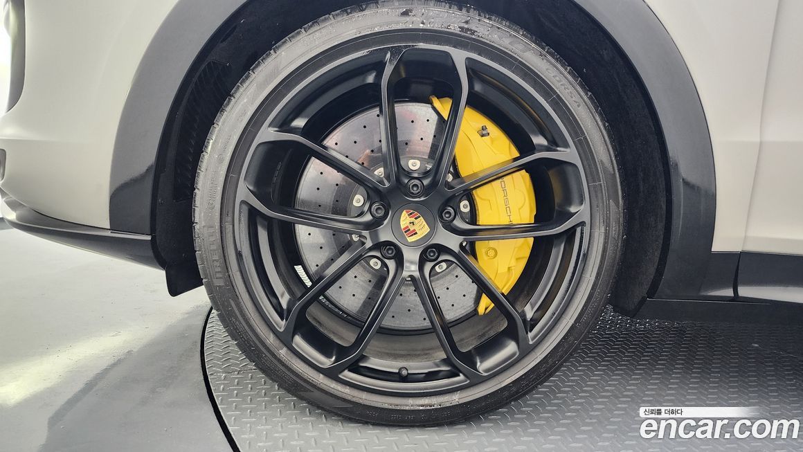 Porsche Cayenne 2023