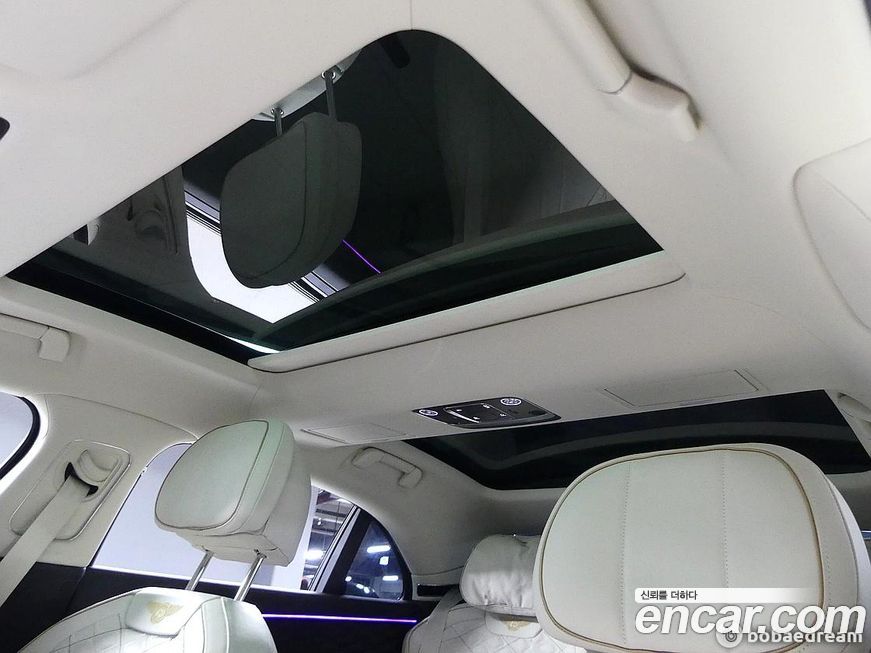 Bentley Flying Spur 2024