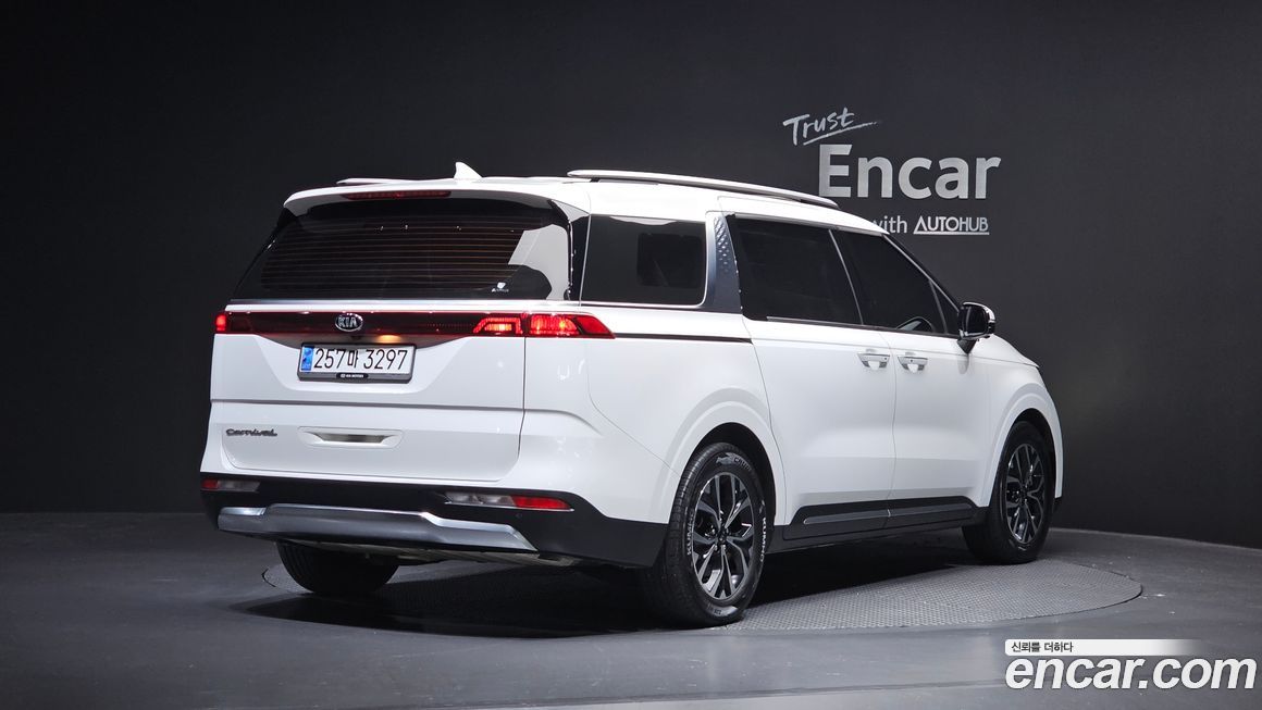 Kia Canival 2021