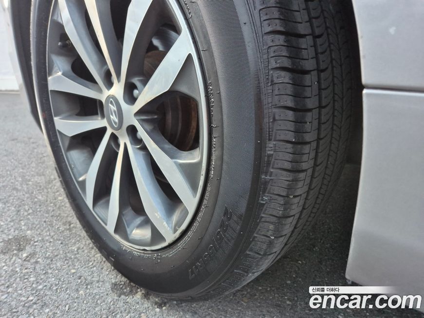 Hyundai Grandeur 2011