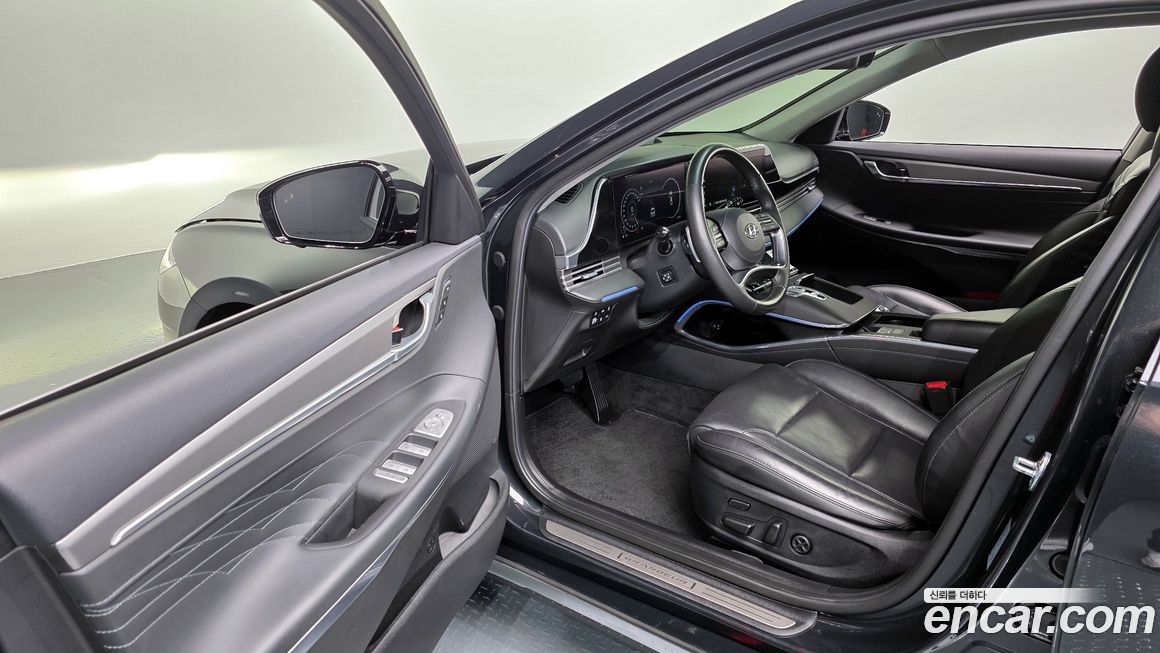 Hyundai Grandeur 2020