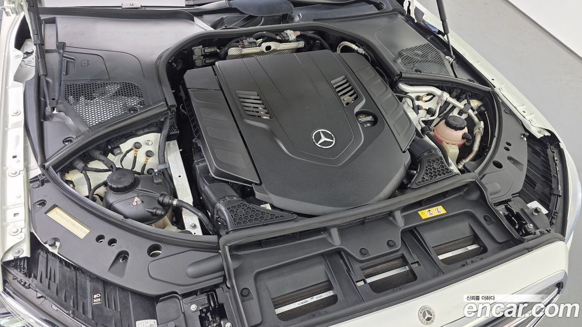 Mercedes-Benz S-Class 2022