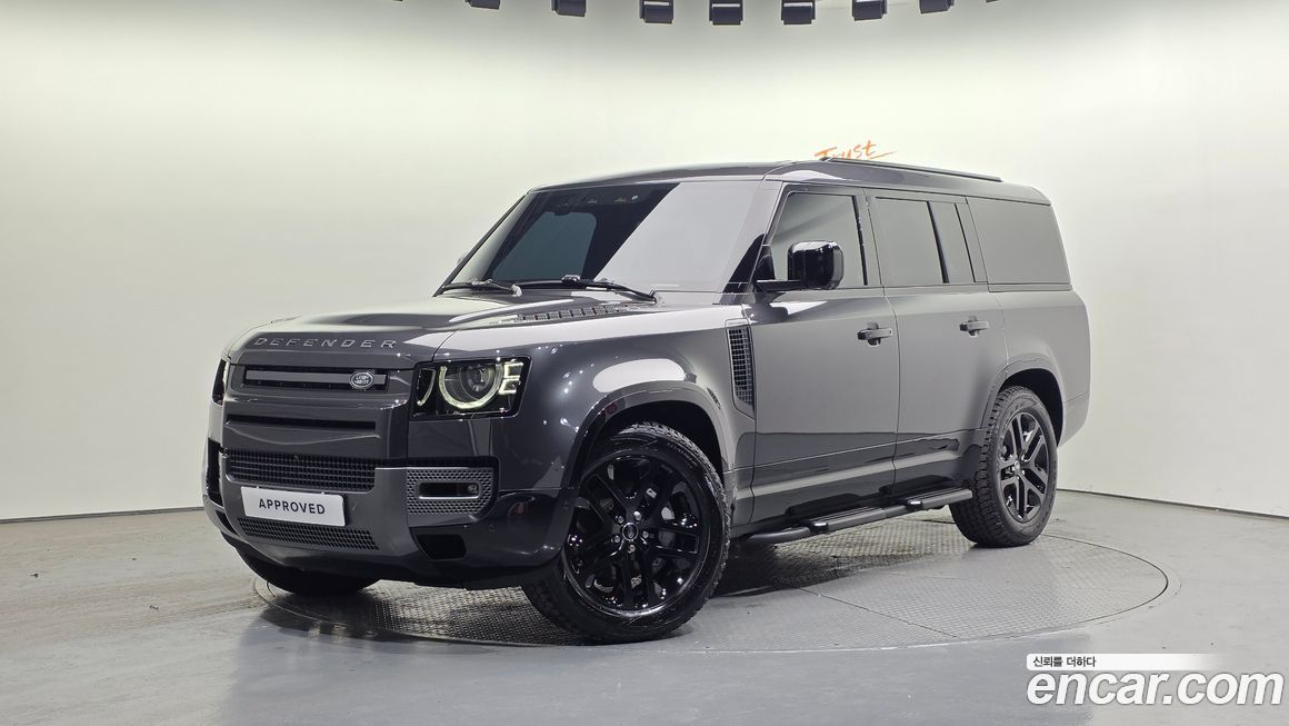 Land Rover Defender 2024