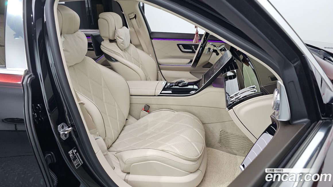 Mercedes-Benz S-Class 2021