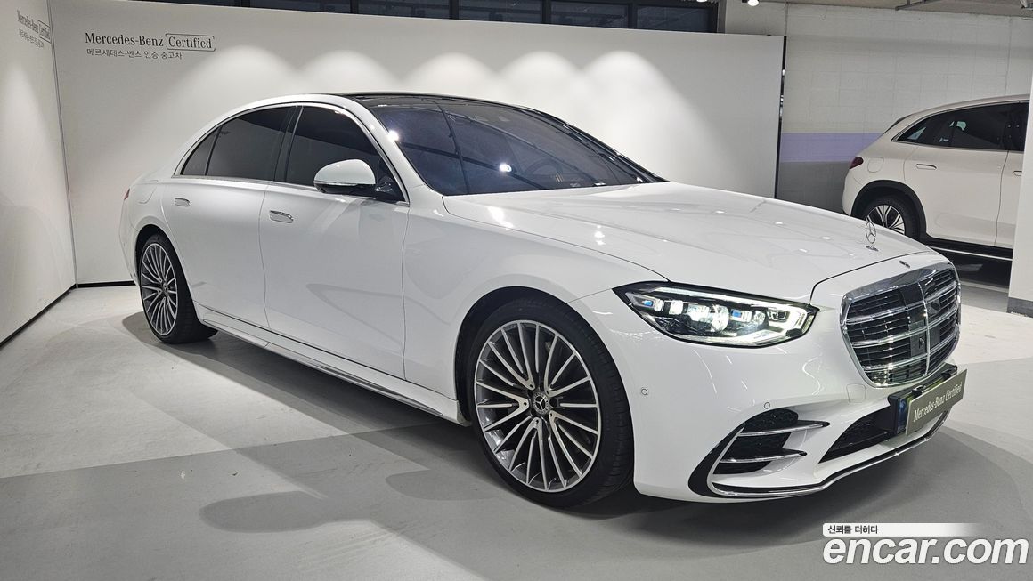Mercedes-Benz S-Class 2025