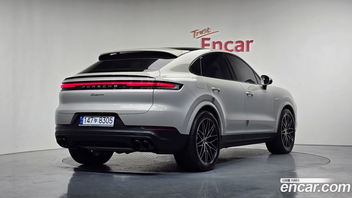 Porsche Cayenne 2025