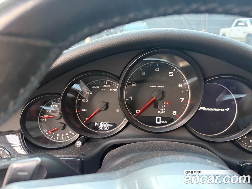 Porsche Panamera 2016