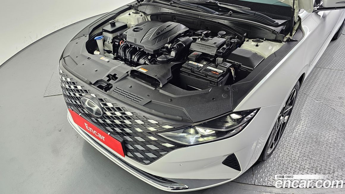 Hyundai Grandeur 2020