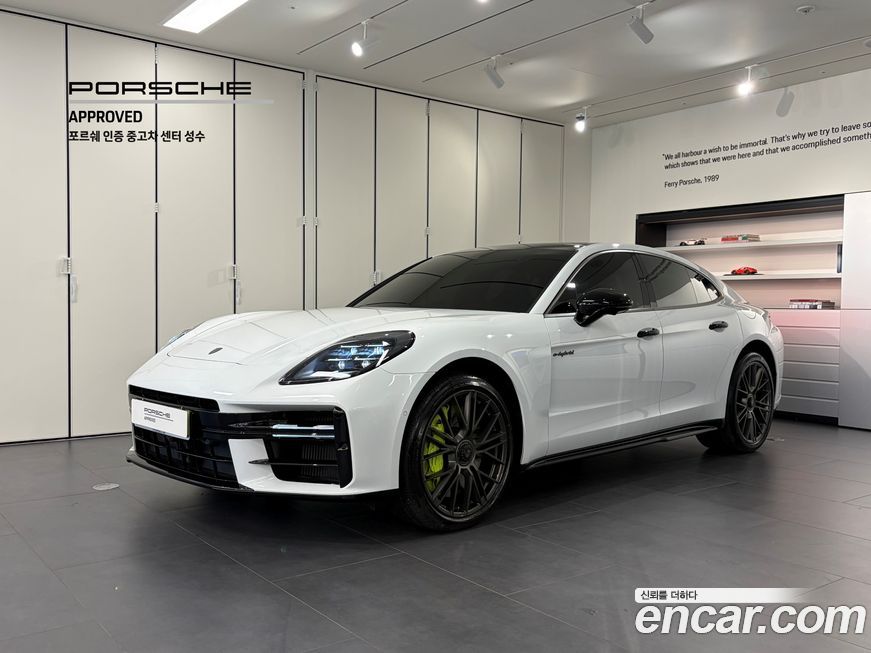 Porsche Panamera 2024