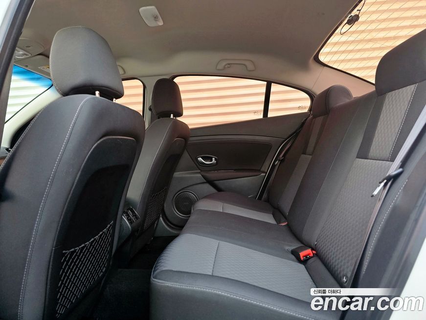 Renault-KoreaSamsung SM3 2010