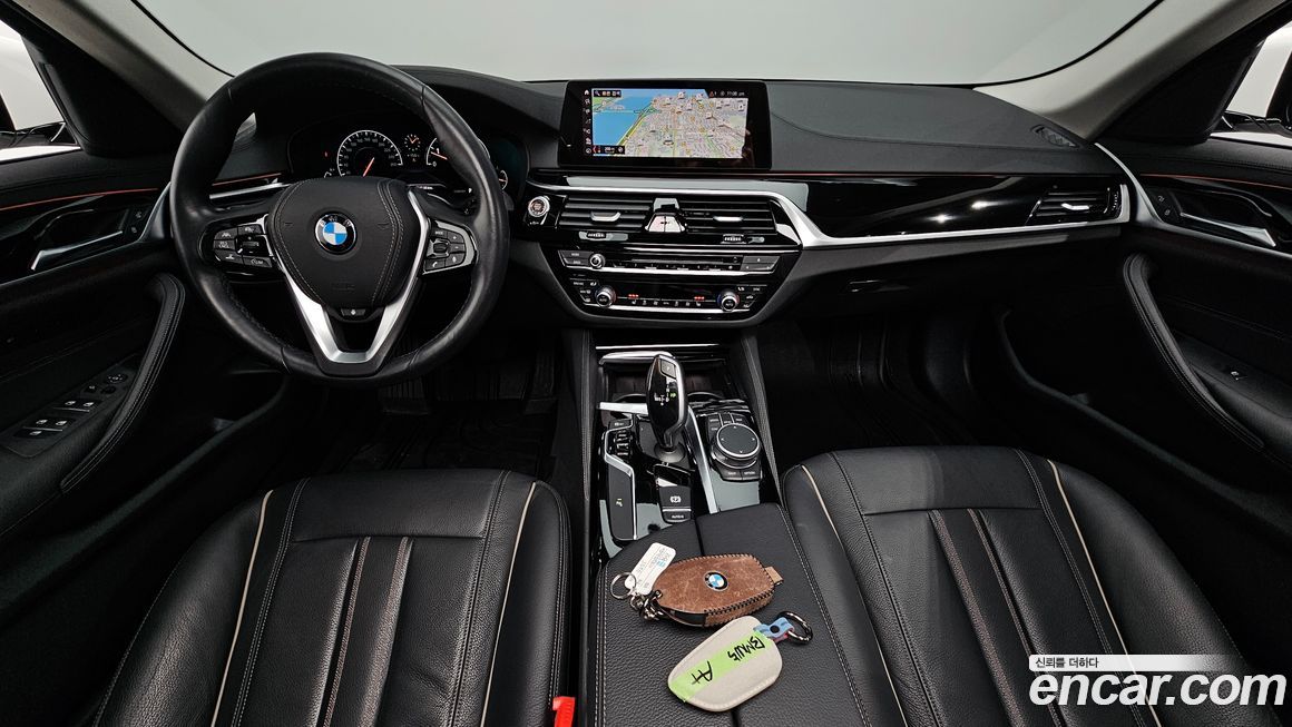 BMW 5-Series 2019