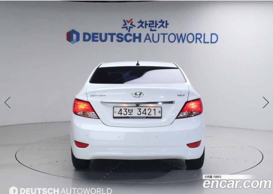 Hyundai Accent 2015