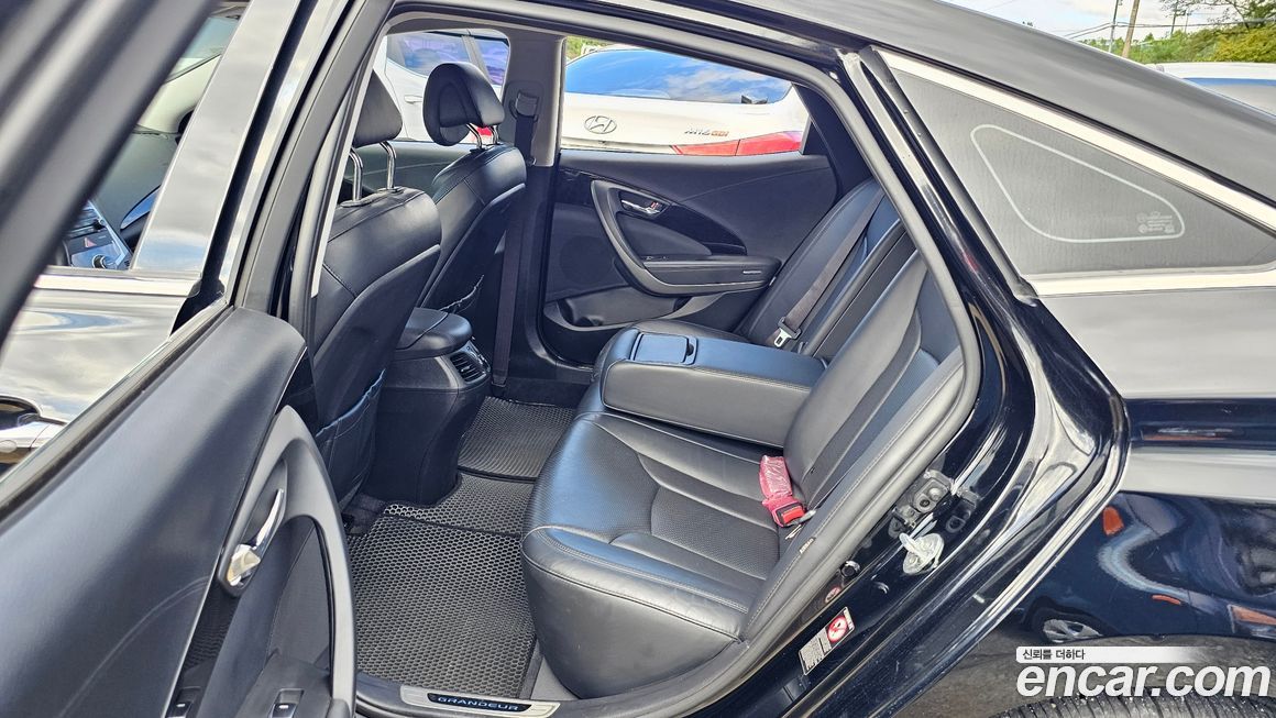 Hyundai Grandeur 2016