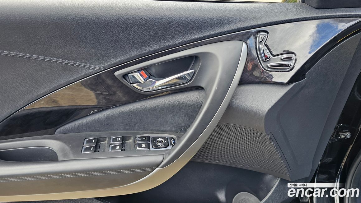 Hyundai Grandeur 2016