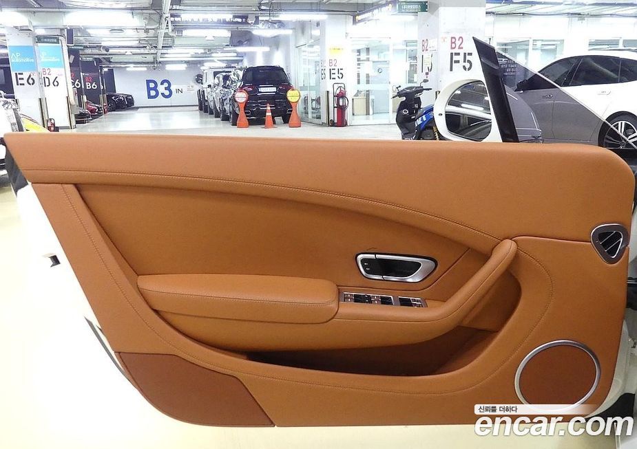 Bentley Continental 2015