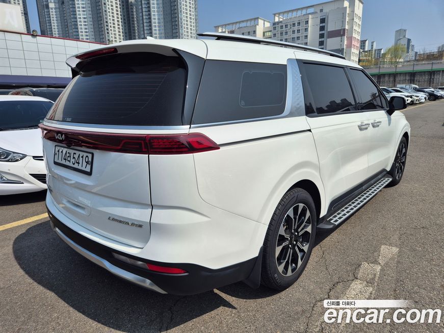 Kia Canival 2021